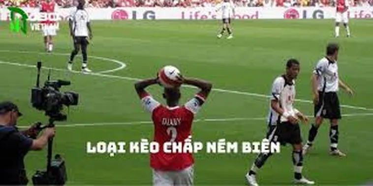 Tìm Hiểu Cơ Bản Về Kèo Ném Biên Bóng Đá Chuyên Nghiệp 2 Tìm Hiểu Cơ Bản Về Kèo Ném Biên Bóng Đá Chuyên Nghiệp