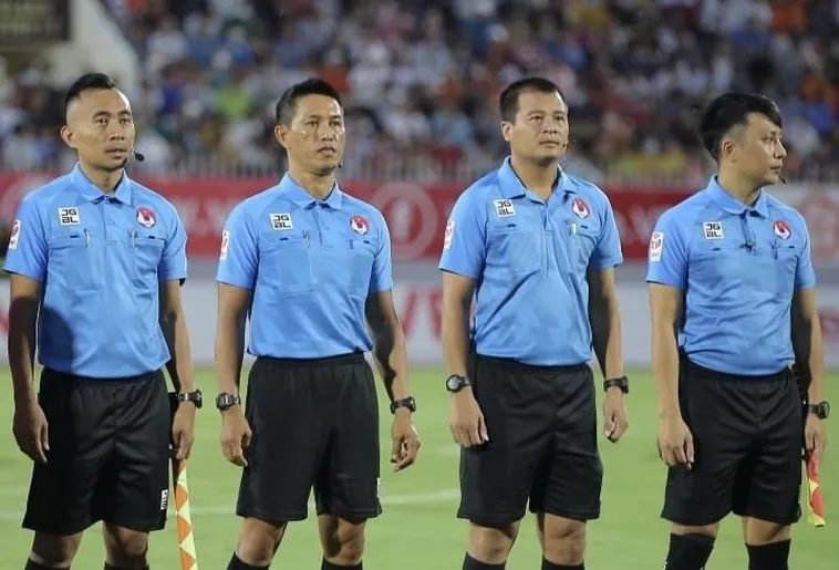 Vai Trò Nhiệm Vụ Của Trợ Lý Trọng Tài Bóng Đá Ngày Nay 1 Vai Trò Nhiệm Vụ Của Trợ Lý Trọng Tài Bóng Đá Ngày Nay